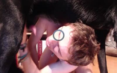 بنات تتناك من كلاب سكس شرموطة مع كلب نيك حيوانات